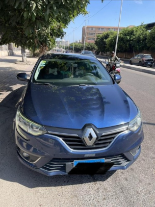 رينو ميجان 2021 أزرق غامق أوتوماتيك مستعملة للبيع في الإسكندرية