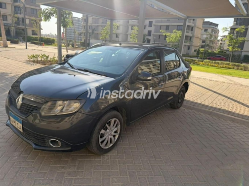 Renault Logan 2017 White Automatic Used for Sale in Greater Cairo ( Cairo + Giza) - 3