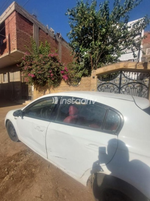 Brilliance FRV 2009 White Automatic Used for Sale in Giza - 4