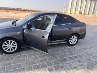 Hyundai Elantra HD 2018 White Automatic Used for Sale in Greater Cairo ( Cairo + Giza)