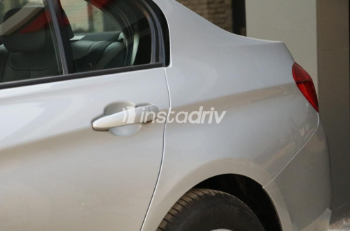 BMW 318 2017 Silver Automatic Used for Sale in Nasr city - 4