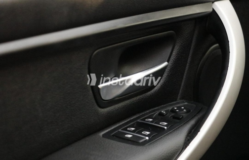 BMW 318 2017 Silver Automatic Used for Sale in Nasr city - 8
