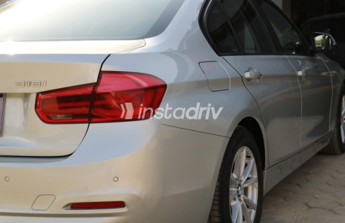 BMW 318 2017 Silver Automatic Used for Sale in Nasr city - 10