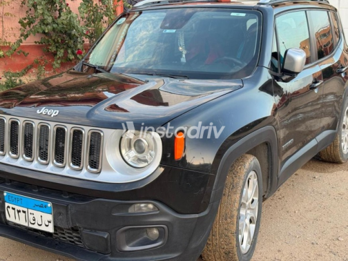 Jeep Renegade 2016 Black Automatic Used for Sale in Greater Cairo ( Cairo + Giza) - 4