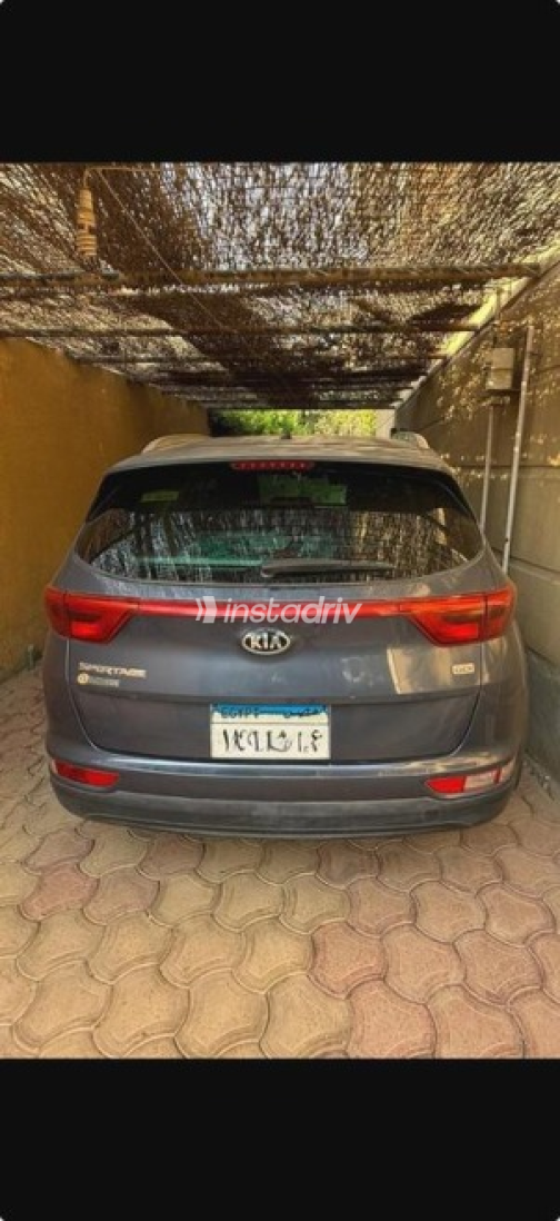 Kia Sportage 2017 White Automatic Used for Sale in Greater Cairo ( Cairo + Giza) - 2