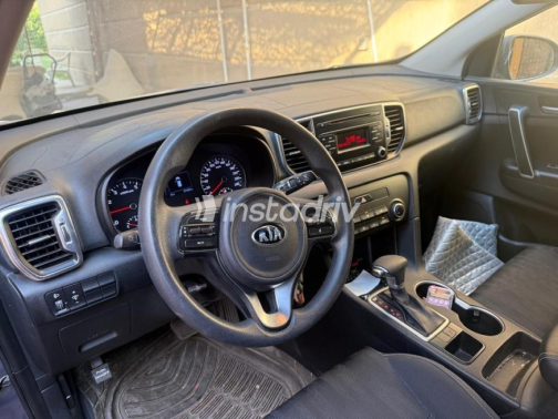 Kia Sportage 2017 White Automatic Used for Sale in Greater Cairo ( Cairo + Giza) - 6