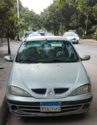 Renault Megane 2000 Silver Automatic Used for Sale in Maadi