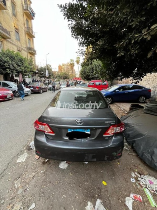 Toyota Corolla 2011 White Automatic Used for Sale in Greater Cairo ( Cairo + Giza) - 6