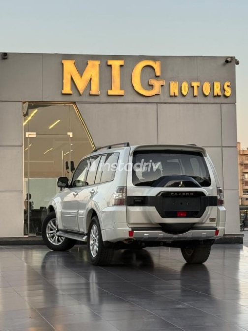 Mitsubishi Pajero 2020 White Automatic Used for Sale in 6 October - 3