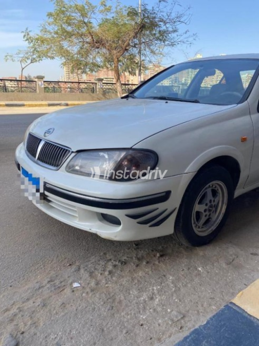 Nissan Sunny 2001 White Automatic Used for Sale in Banha - 4