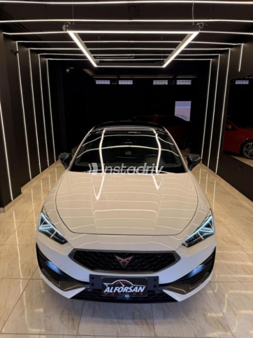 Cupra Leon 2024 White Automatic Used for Sale in Damietta - 3