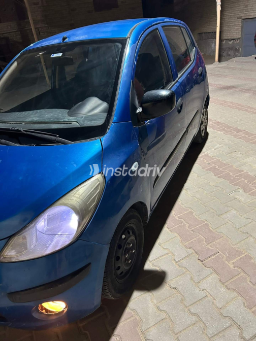 Hyundai I10 2010 Blue Manual Used for Sale in Greater Cairo ( Cairo + Giza) - 1