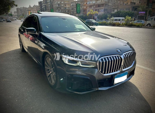 بي ام دبليو 740 2018 رمادي أوتوماتيك مستعملة للبيع في مدينة الشيخ زايد - 8