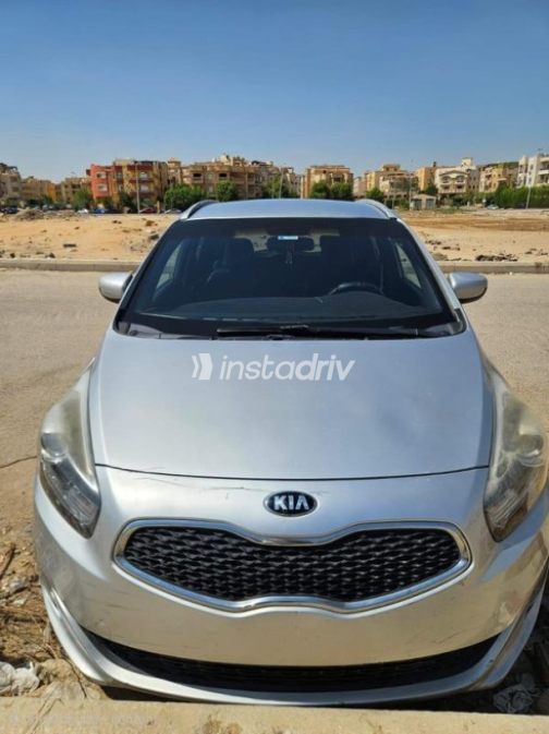 Kia Carens 2017 White Automatic Used for Sale in Greater Cairo ( Cairo + Giza) - 2