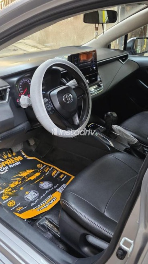 Toyota Corolla 2019 White Automatic Used for Sale in Greater Cairo ( Cairo + Giza) - 4