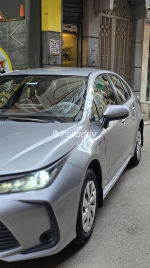 Toyota Corolla 2019 White Automatic Used for Sale in Greater Cairo ( Cairo + Giza) - 6