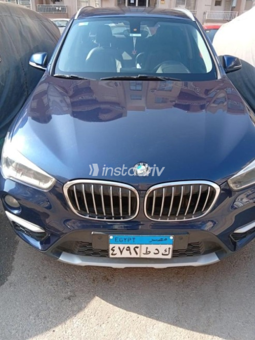 بي ام دبليو X1 2019 أزرق أوتوماتيك مستعملة للبيع في الشروق - 3