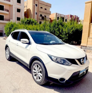 Nissan Qashqai 2016 White Automatic Used for Sale in Cairo