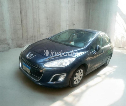 Peugeot 3008 2012 Dark Blue Automatic Used for Sale in Cairo - 2