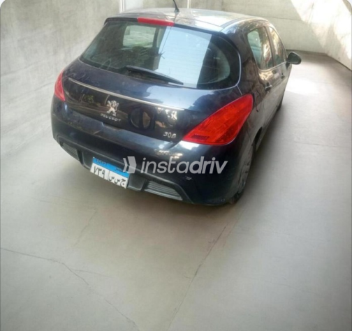 Peugeot 3008 2012 Dark Blue Automatic Used for Sale in Cairo - 5
