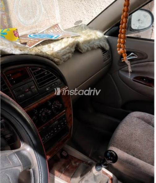 Nissan Sunny 2001 Black Manual Used for Sale in Greater Cairo ( Cairo + Giza) - 7