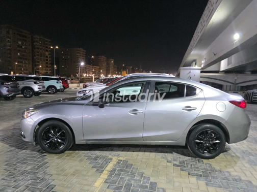 Opel Astra 2019 Gray Automatic Used for Sale in Greater Cairo ( Cairo + Giza) - 6