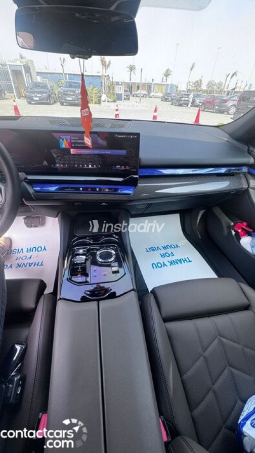 BMW 520 2025 Blue Automatic Used for Sale in Greater Cairo ( Cairo + Giza) - 6