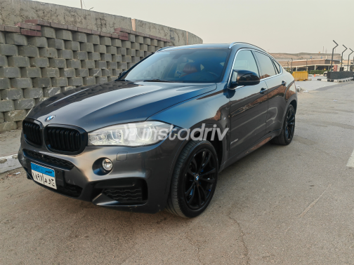 بي ام دبليو X6 2018 رمادي غامق أوتوماتيك مستعملة للبيع في القاهرة الكبرى ( القاهرة - الجيزة) - 5