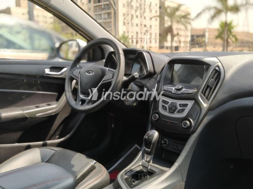 شيرى اريزو 5 2025 رمادي أوتوماتيك مستعملة للبيع في القاهرة - 2