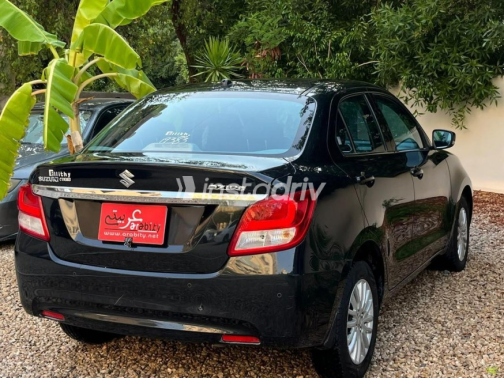 Suzuki Swift Dzire 2024 Black Automatic Used for Sale in Heliopolis - 8