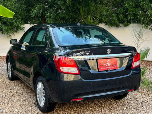 Suzuki Swift Dzire 2024 Black Automatic Used for Sale in Heliopolis - 9