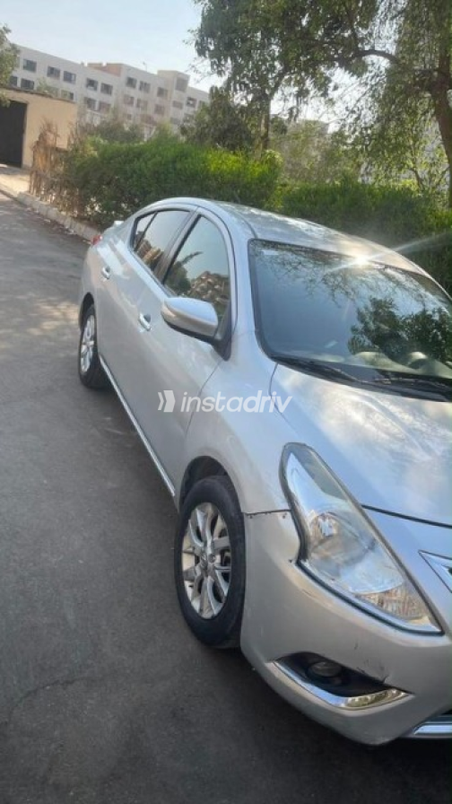 Nissan Sunny 2023 White Automatic Used for Sale in Greater Cairo ( Cairo + Giza) - 4
