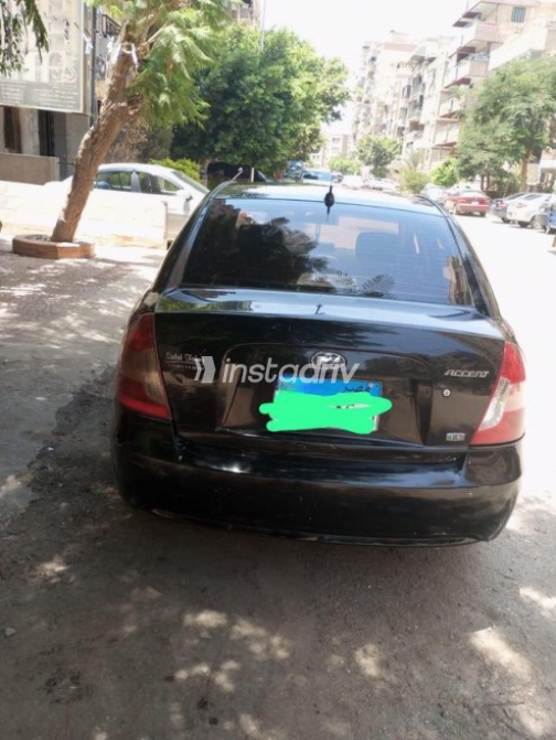 Hyundai Accent 2010 Black Automatic Used for Sale in Greater Cairo ( Cairo + Giza) - 6