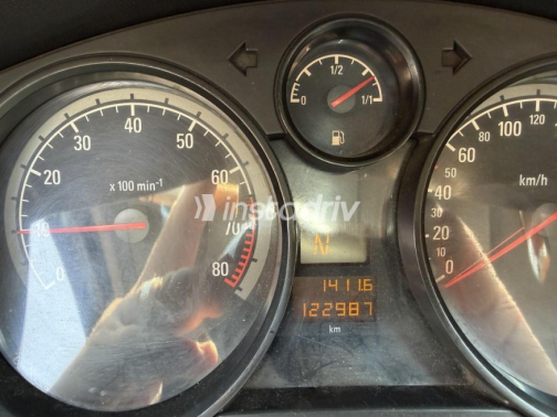 Opel Astra 2008 Gray Automatic Used for Sale in Sheikh Zayed City - 9