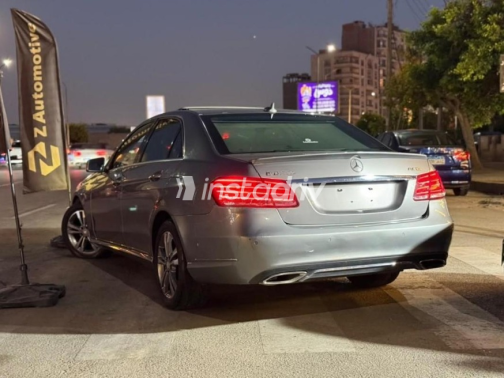 Mercedes E 200 2014 Gray Automatic Used for Sale in Heliopolis - 4