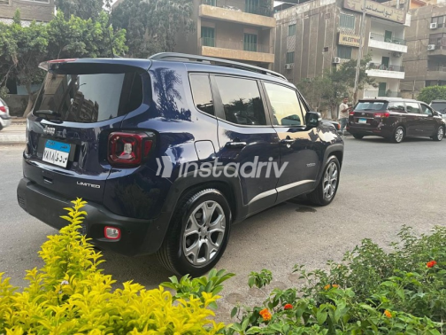 Jeep Renegade 2020 Dark Blue Automatic Used for Sale in Nasr city - 3