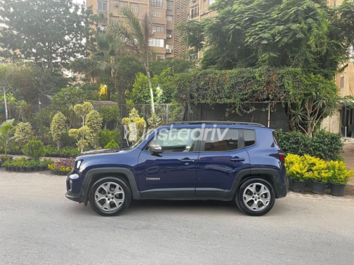 Jeep Renegade 2020 Dark Blue Automatic Used for Sale in Nasr city - 5