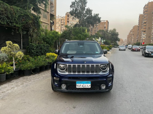 جيب رينيجيد 2020 أزرق غامق أوتوماتيك مستعملة للبيع في مدينة نصر