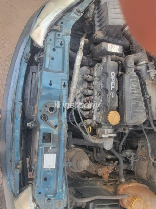 Opel Corsa 2004 Dark Blue Automatic Used for Sale in Cairo - 5