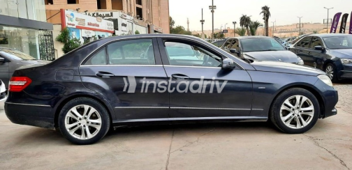 مرسيدس E 250 2011 أبيض أوتوماتيك مستعملة للبيع في المعادى - 2