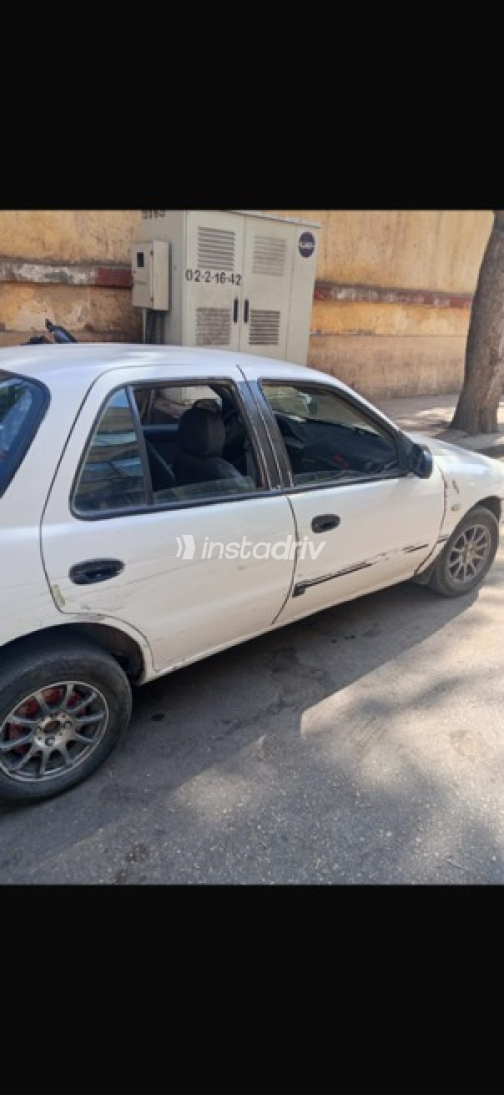 Kia Sephia 1995 White Automatic Used for Sale in Greater Cairo ( Cairo + Giza) - 3