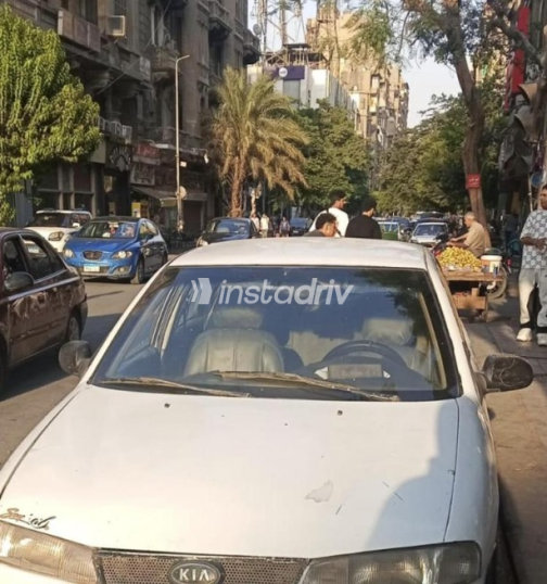 Kia Sephia 1995 White Automatic Used for Sale in Greater Cairo ( Cairo + Giza) - 4