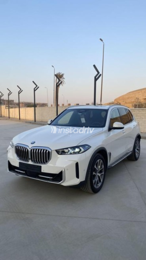 BMW X5 2025 White Automatic Used for Sale in El Katameya - 3