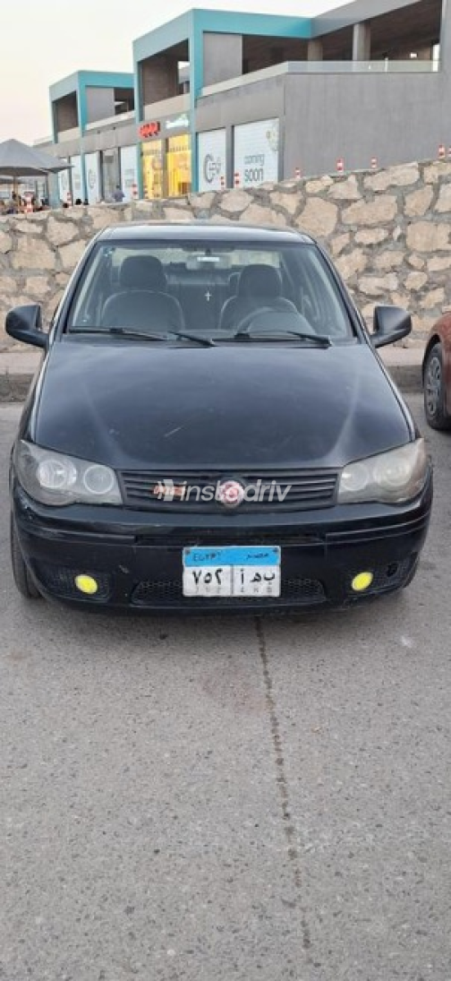 Fiat 1300 2006 Black Automatic Used for Sale in Cairo - 6