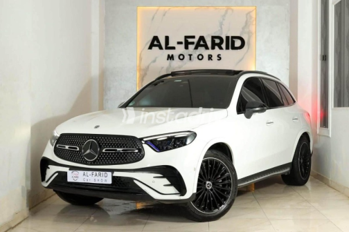 مرسيدس GLC 300 2023 أبيض أوتوماتيك مستعملة للبيع في مدينة الشيخ زايد - 2