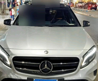 مرسيدس GLA 200 2015 فضي أوتوماتيك مستعملة للبيع في القاهرة الكبرى ( القاهرة - الجيزة)
