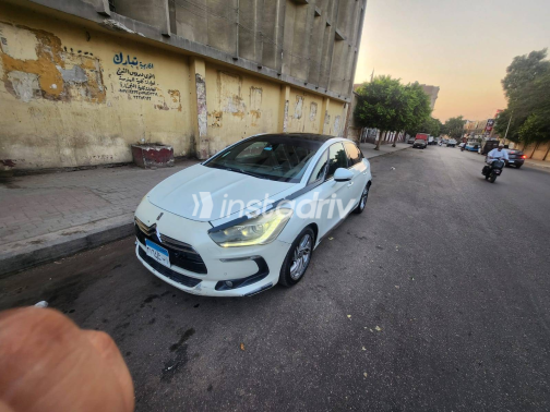 سيتروين Ds5 2014 أبيض أوتوماتيك مستعملة للبيع في القاهرة الكبرى ( القاهرة - الجيزة) - 5
