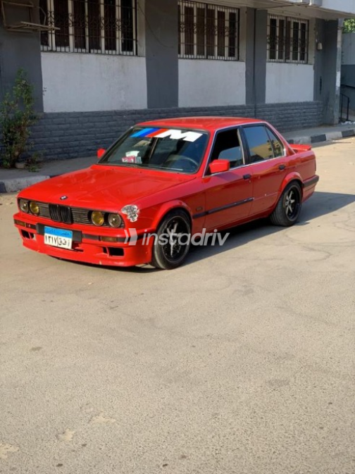 BMW 316 1984 Red Automatic Used for Sale in Cairo - 1