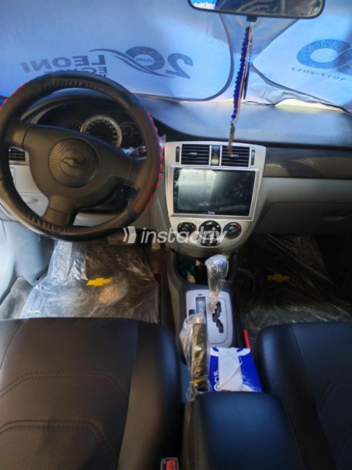 Chevrolet Optra 2009 Cyan Automatic Used for Sale in Nasr city - 4
