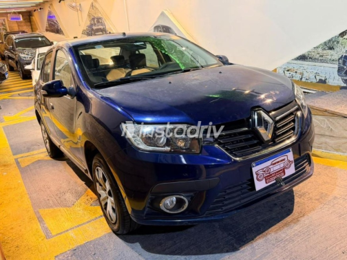 رينو لوجان 2019 أزرق غامق أوتوماتيك مستعملة للبيع في مصر الجديدة - 3